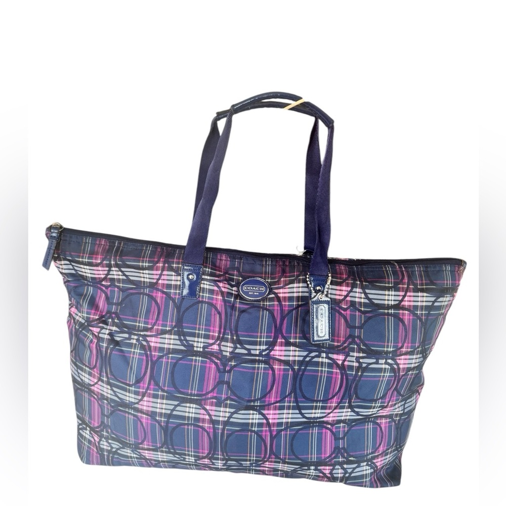 Coach Getaway Nylon Packable Extra-Large Weekender